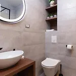 Ivano & Josip, Bacvice Apartamento