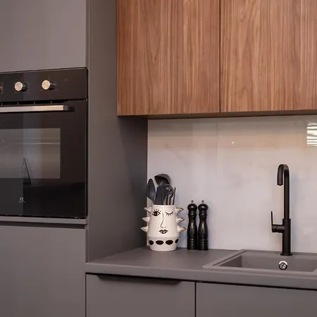 Ivano & Josip, Bacvice Apartment *